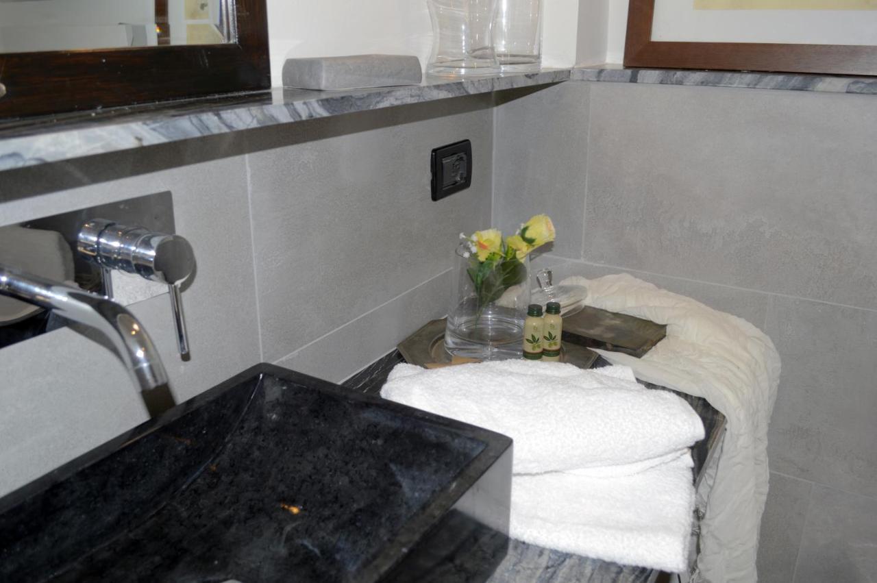 リヴォルノ 900 Bed & Breakfast エクステリア 写真