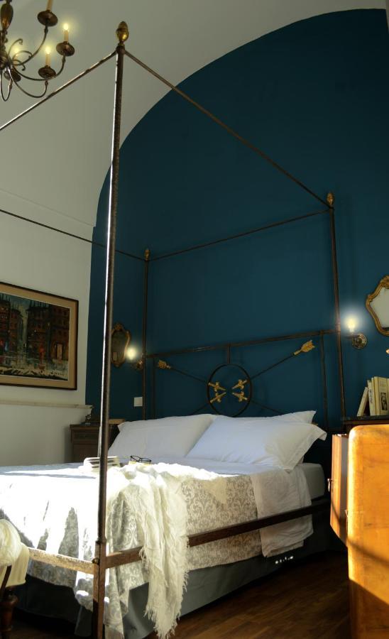 リヴォルノ 900 Bed & Breakfast エクステリア 写真
