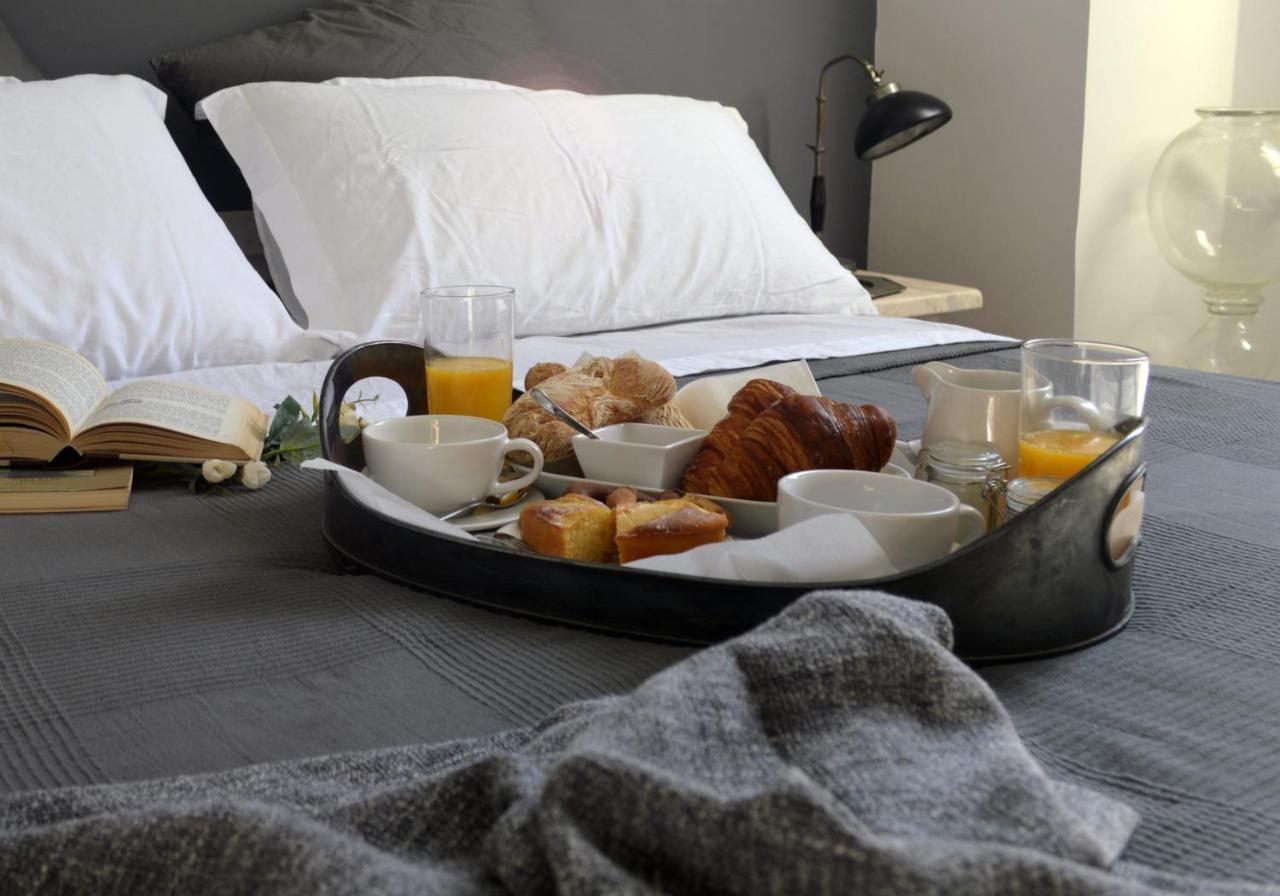 リヴォルノ 900 Bed & Breakfast エクステリア 写真